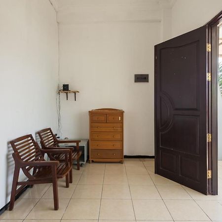 Reddoorz Near Widya Mandala University Surabaya Exterior foto